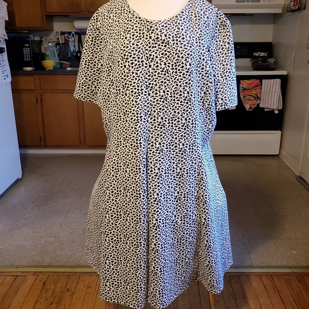 ❗SOLD❗🆕️Plus Size Animal Print Skater Dress Sz 3X-READ - Picture 3 of 3